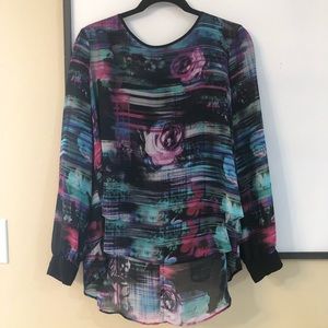 Great Condition Bisou Bisou Flowy Floral Top Large